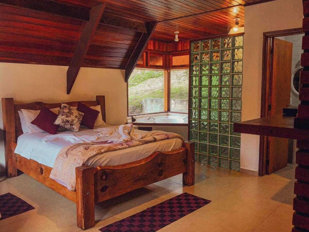 Pousada Vila Lubia - Chales Monte Verde Монти-Верди Экстерьер фото