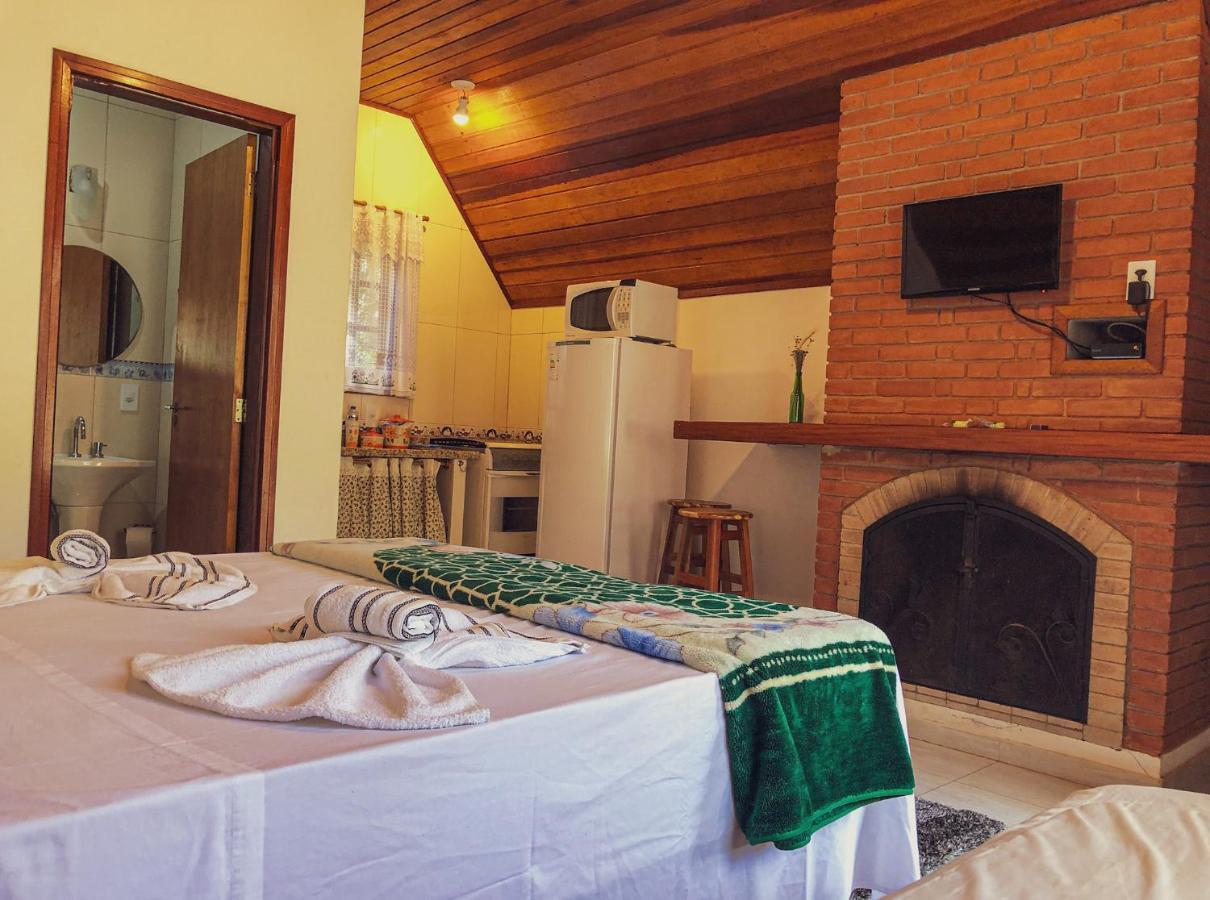 Pousada Vila Lubia - Chales Monte Verde Монти-Верди Экстерьер фото